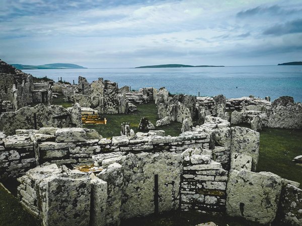 What are the best guided tours in the UK for exploring Neolithic sites in Orkney?